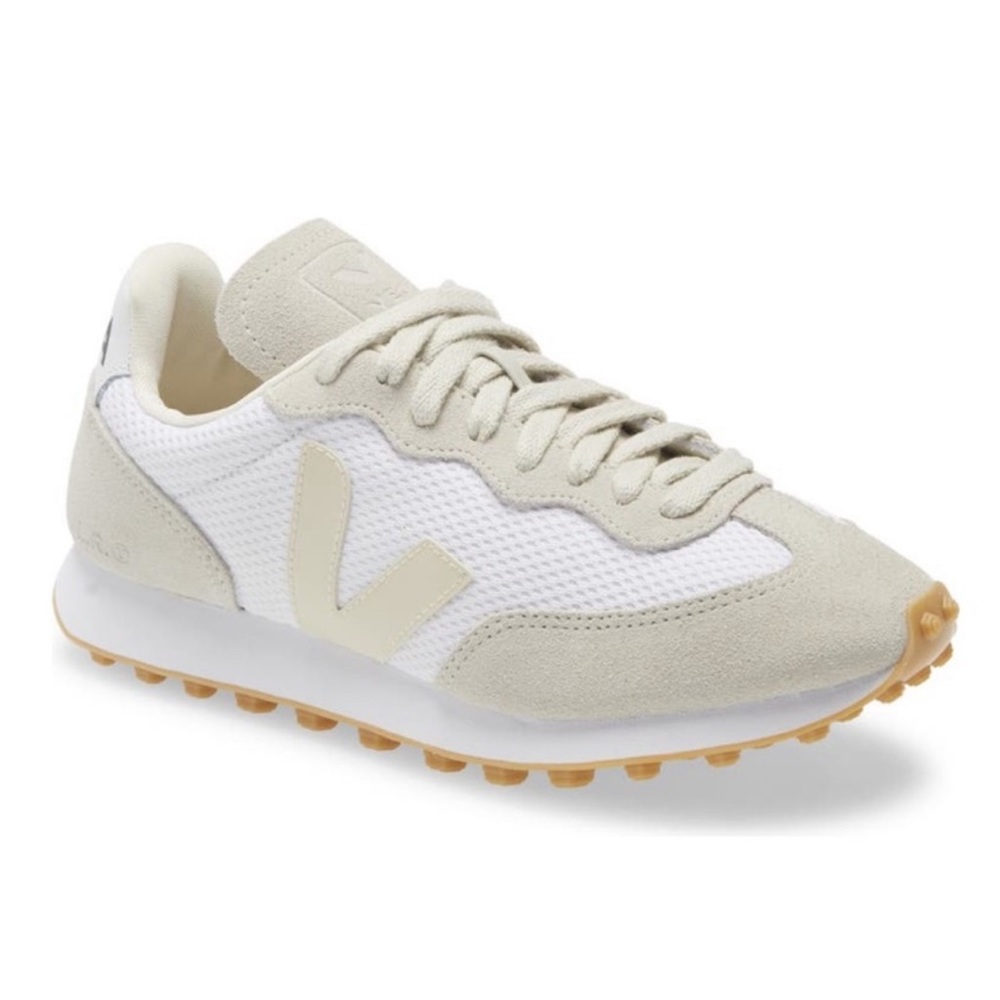 Veja Rio Branco 7 Cream Tan White
